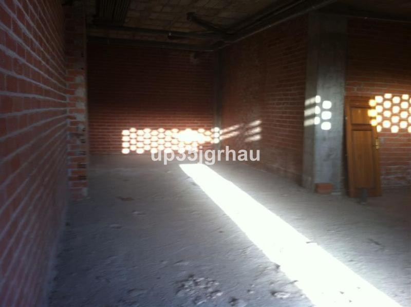 Commercial property in Estepona