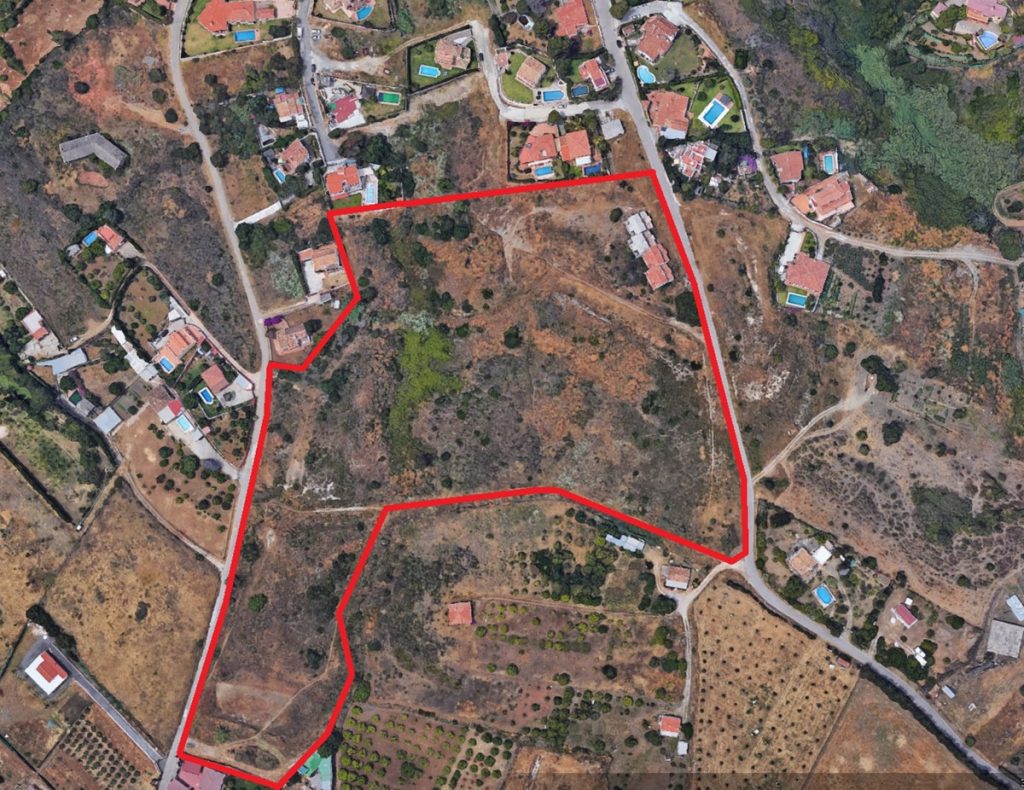 Land in Estepona