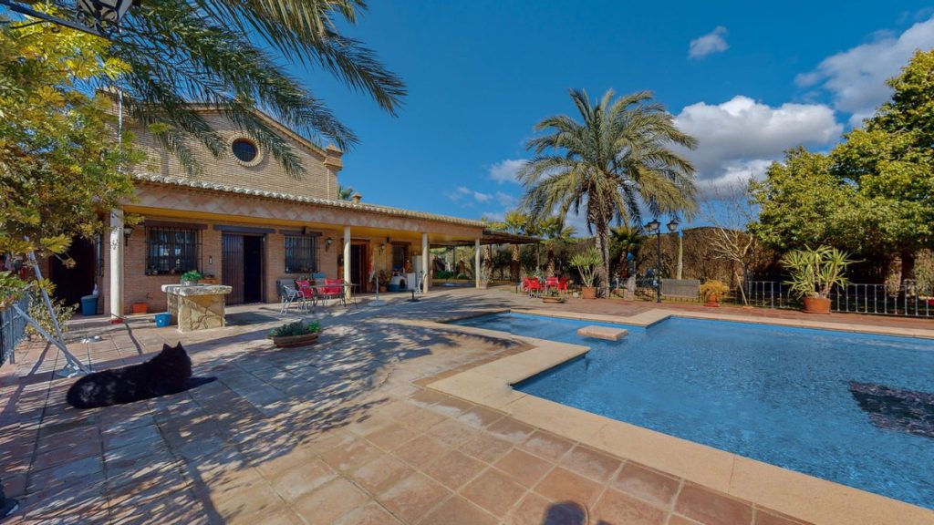 Villa in Antequera
