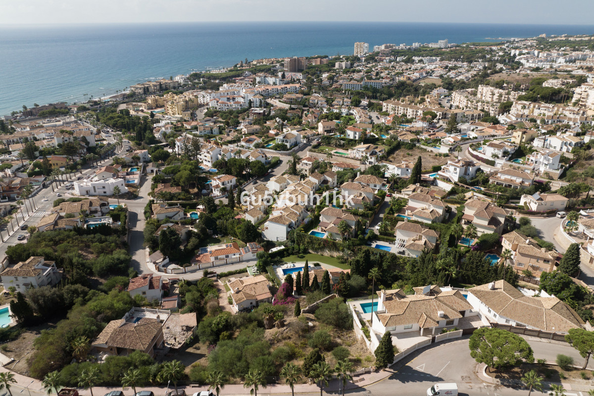 Grundstück in Riviera del Sol