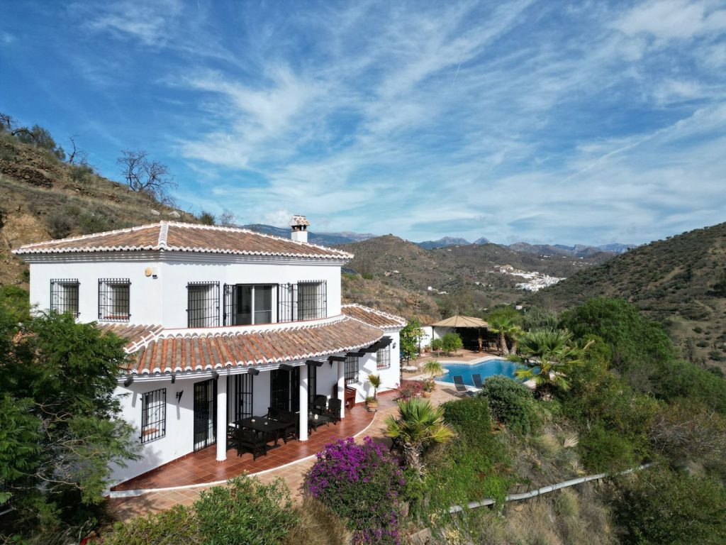 Villa in Arenas