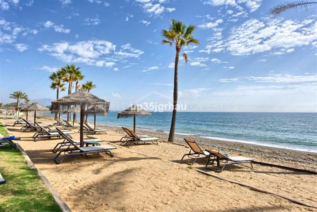 Commercial property in Estepona