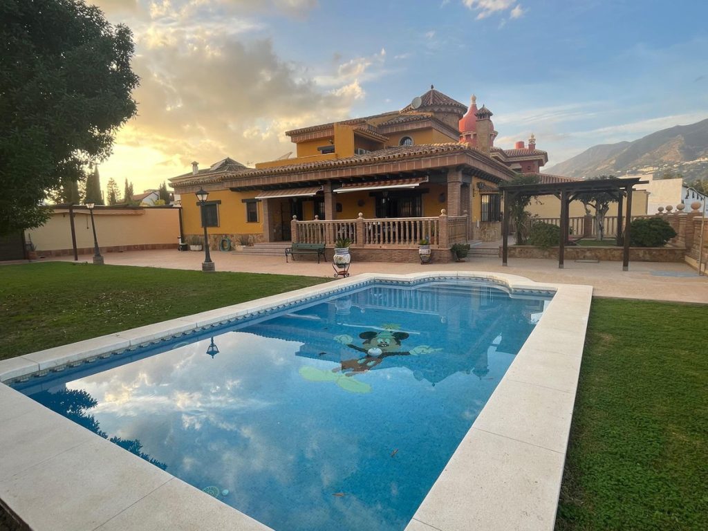 Villa in Mijas