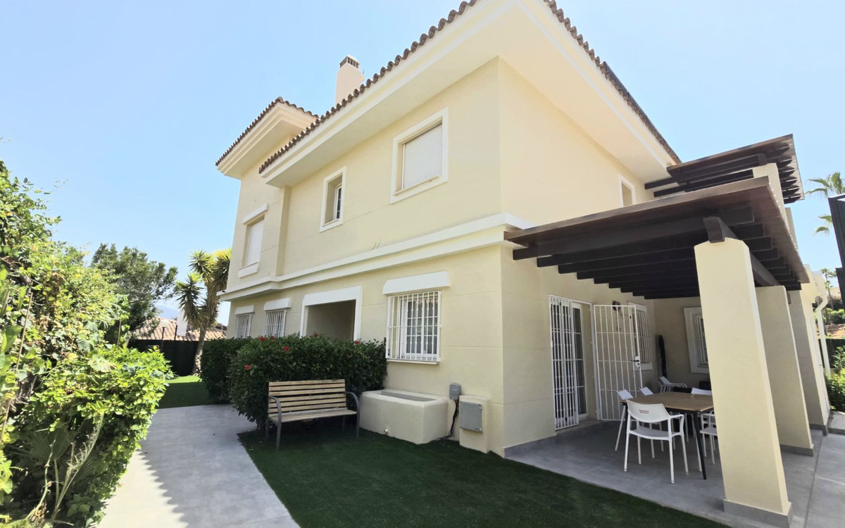 Villa in La Cala Hills