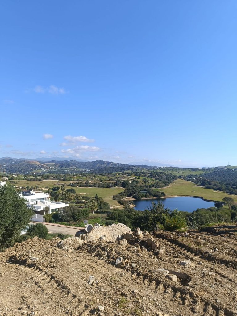 Land in Estepona