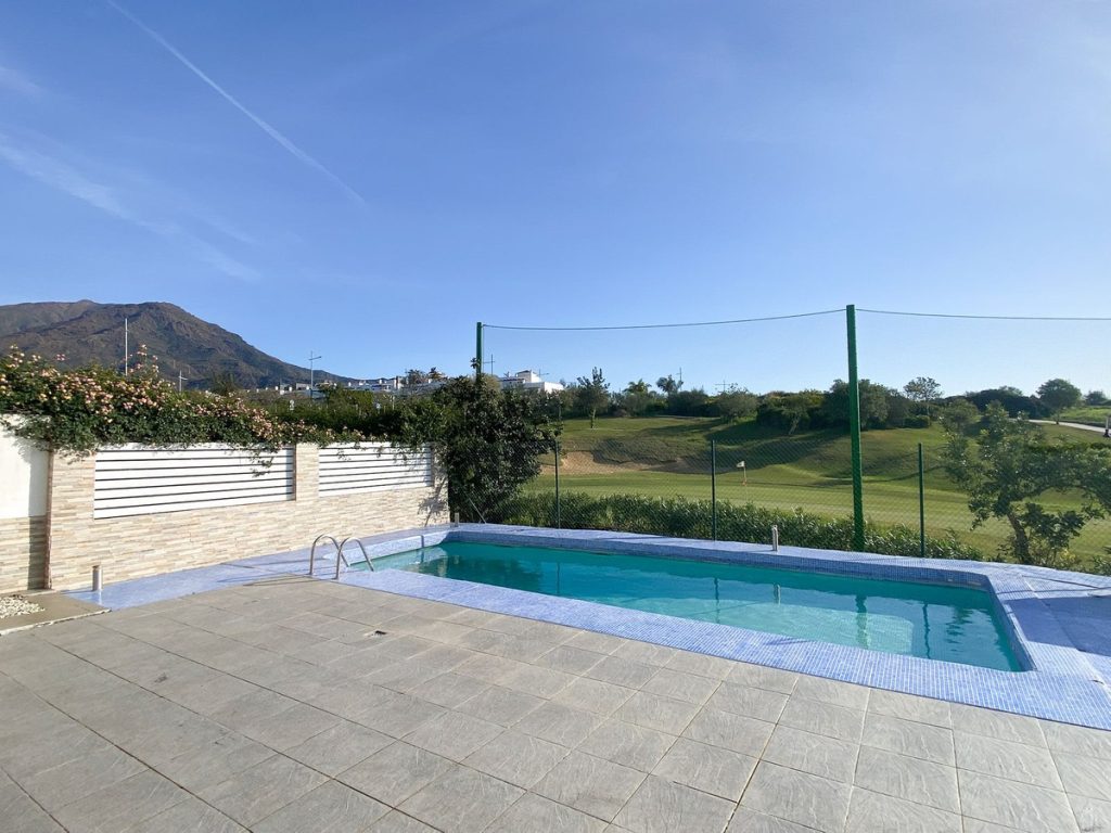 Villa in Estepona