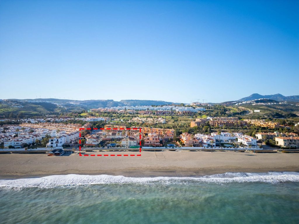 Villa in Casares