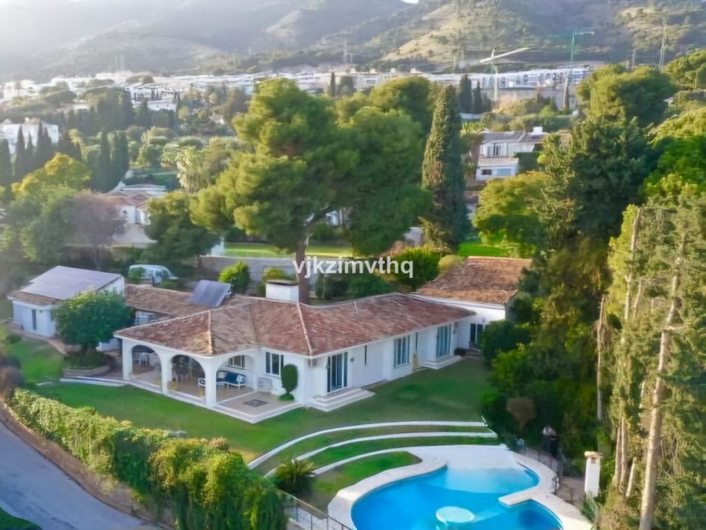 Villa in Benalmadena