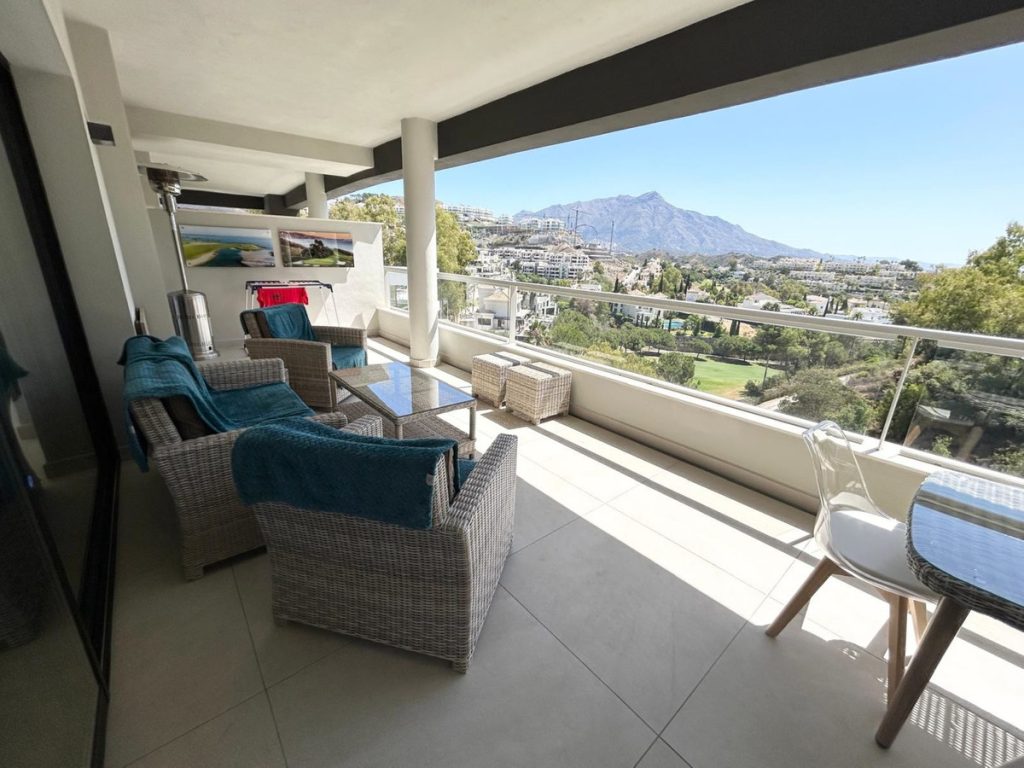 Apartment in Benahavís