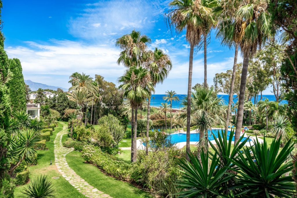 Town house in Estepona