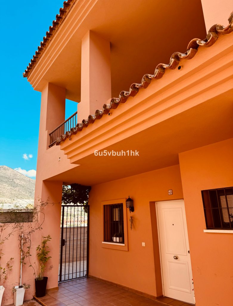 Villa in Benalmadena