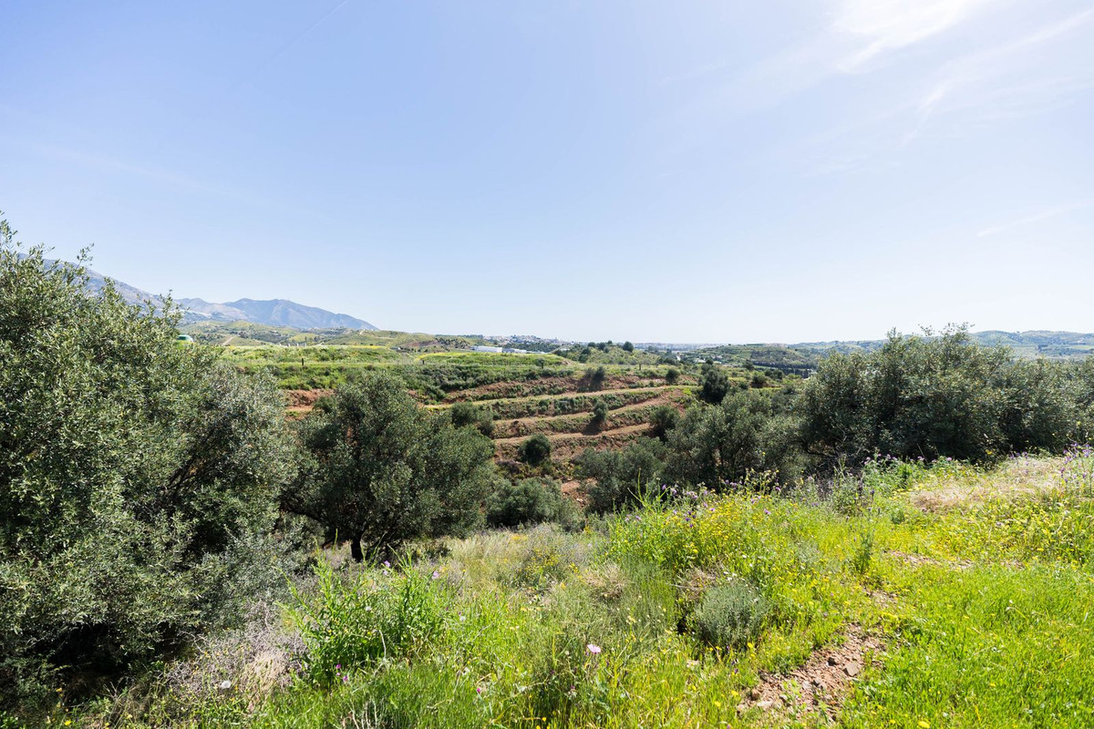 Grundstück in Mijas