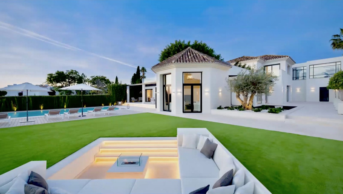 Villa in Aloha