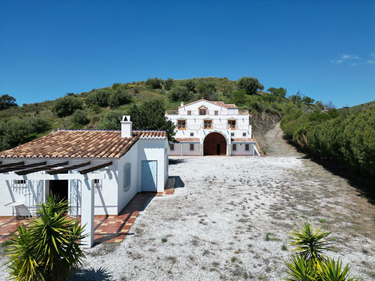 Villa in Sedella