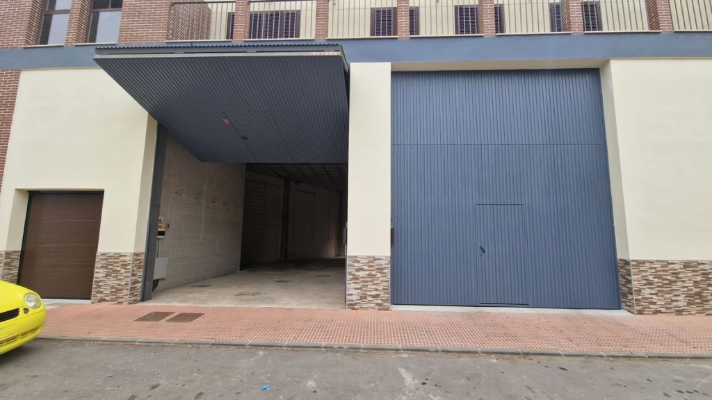 Commercial property in Alhaurín el Grande