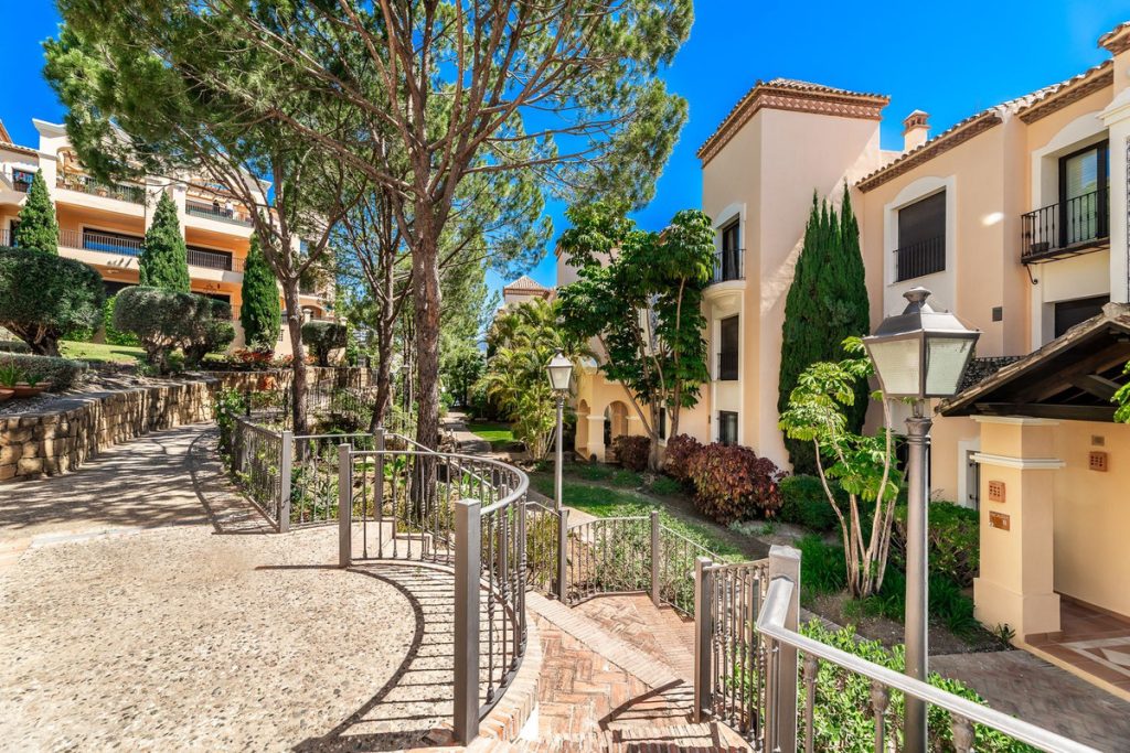 Apartment in Benahavís