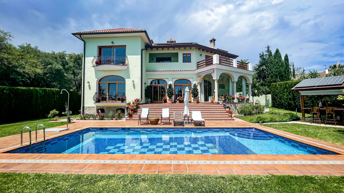 Villa in El Rosario