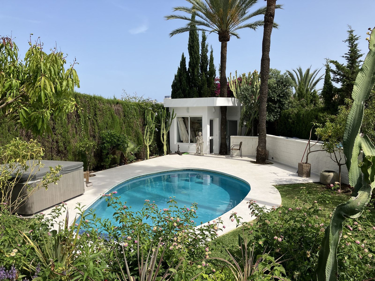 Villa in Puerto Banús