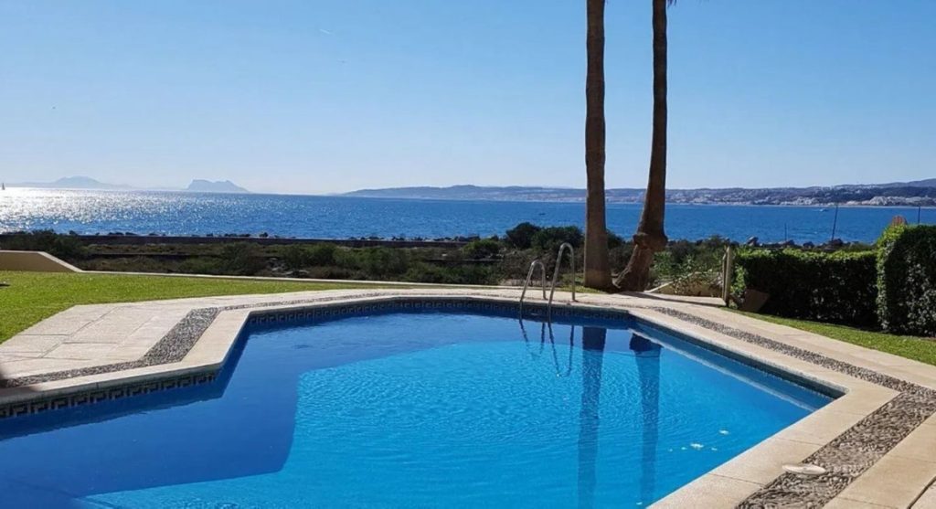 Apartment in Estepona