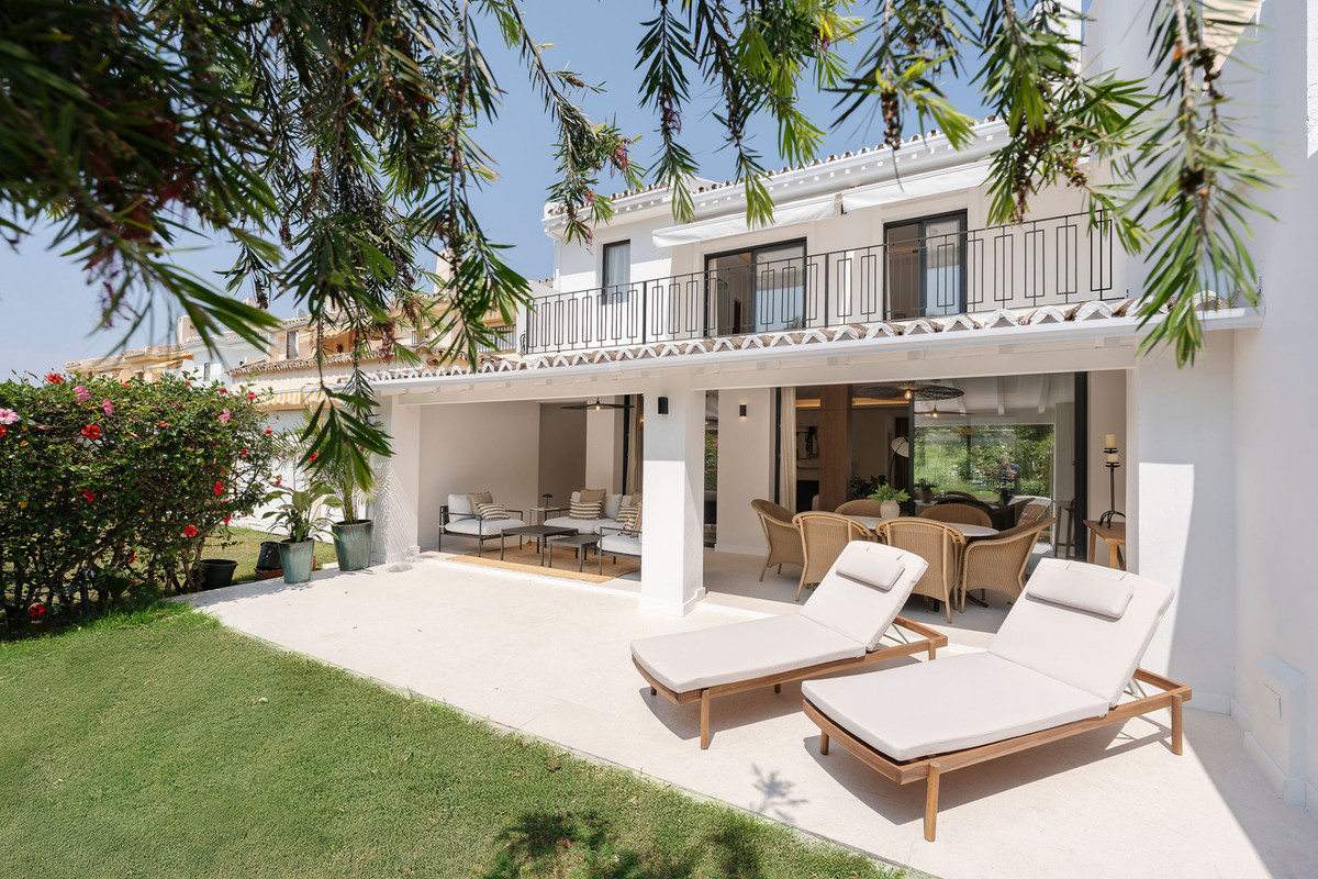 Reihenhaus in Nueva Andalucía