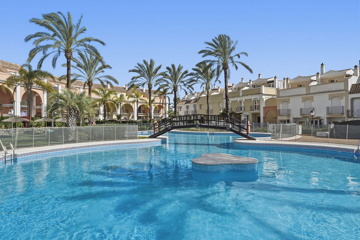 Reihenhaus in Bahía de Marbella