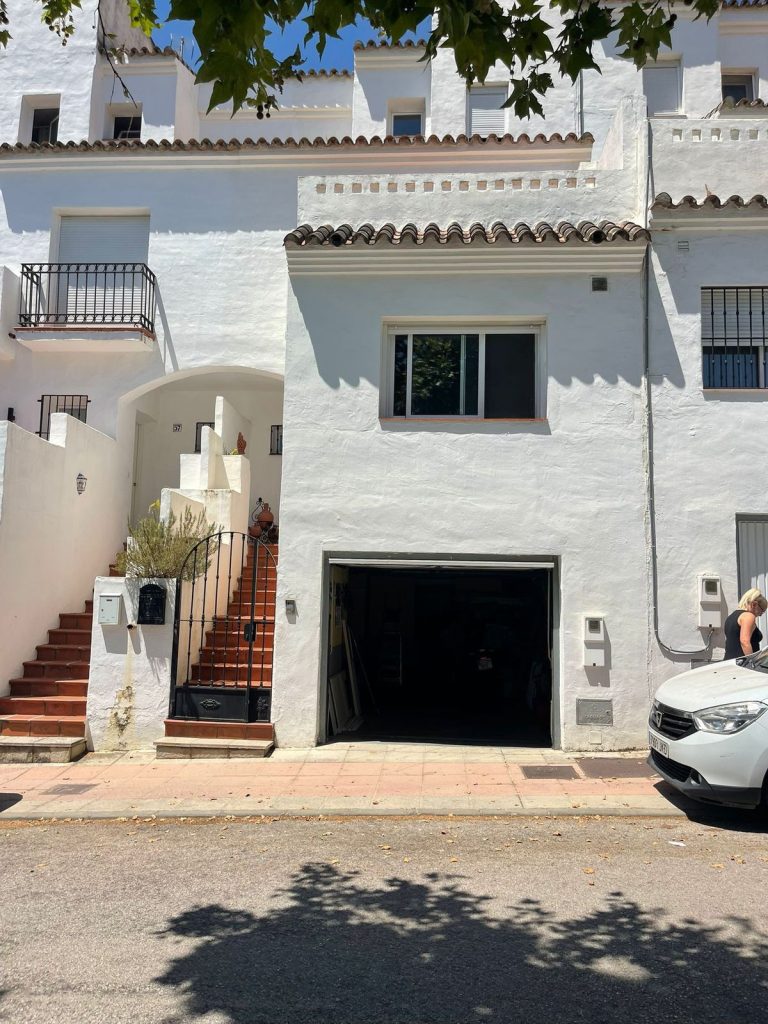 Town house in Estepona