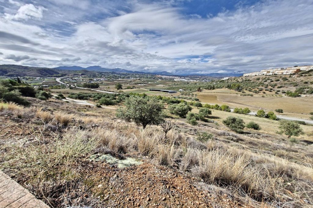 Land in Coín