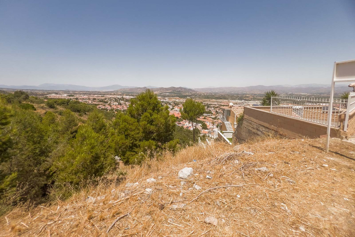 Grundstück in Alhaurín de la Torre
