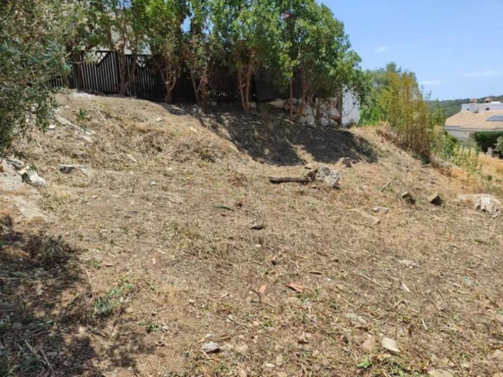 Land in Estepona