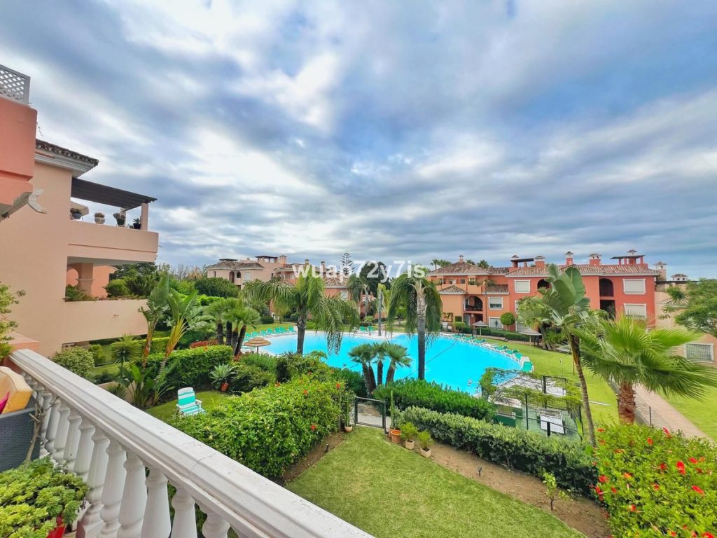 Apartment in Estepona