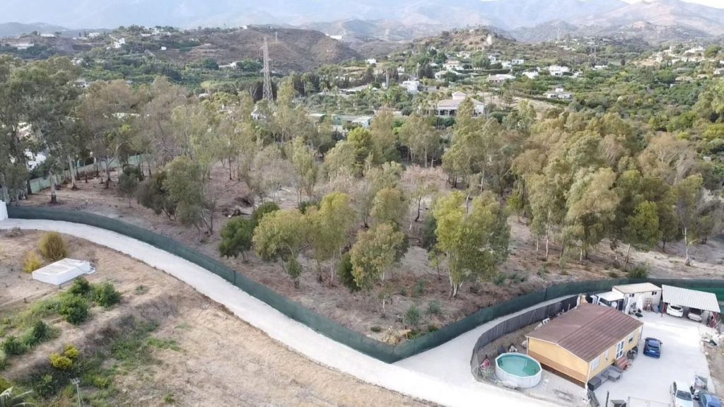 Land in Estepona