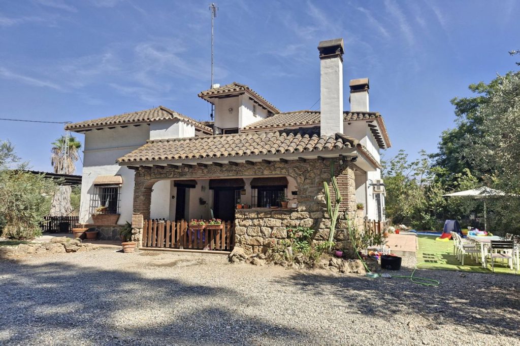 Country house in Coín