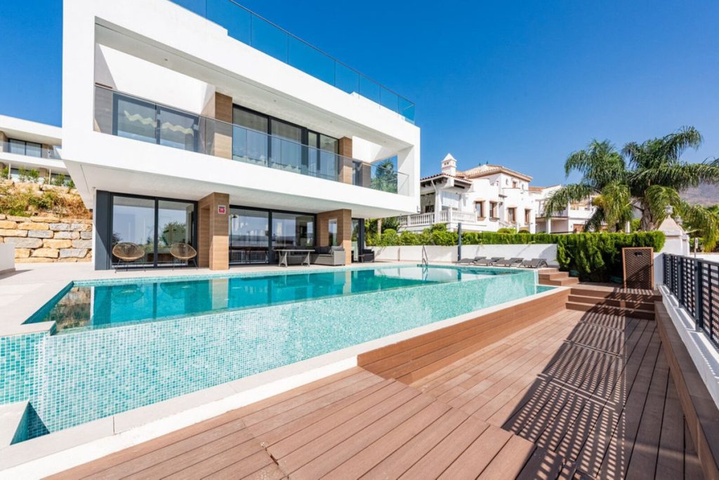 Villa in Estepona