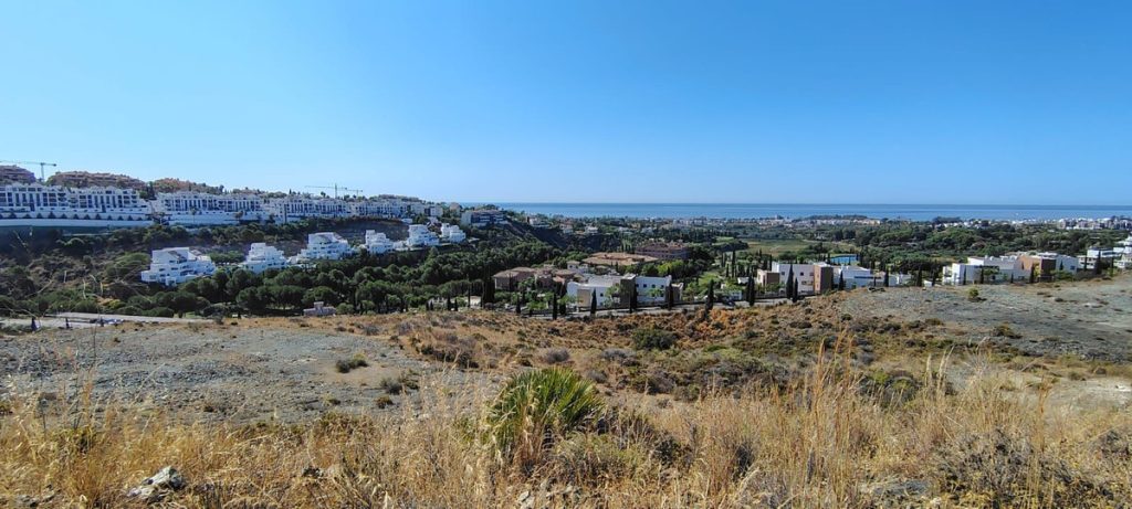 Land in Estepona