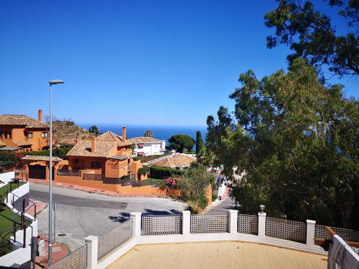 Villa in Benalmadena