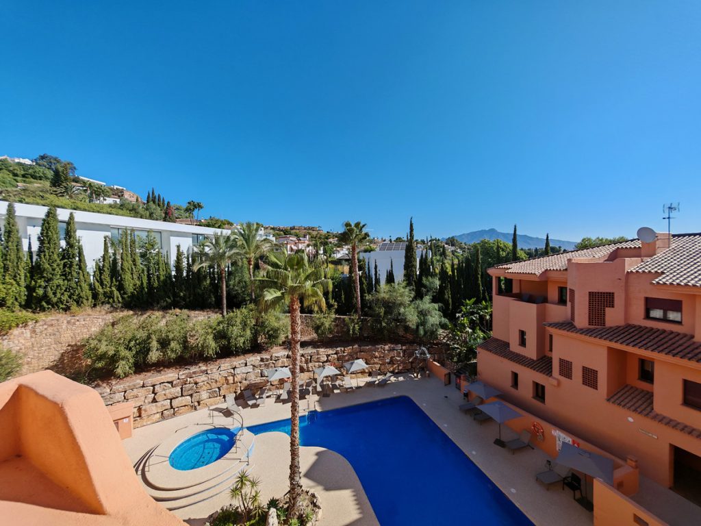 Apartment in Benahavís