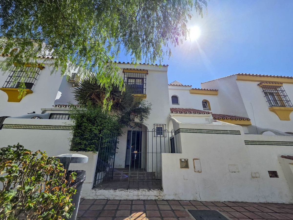 Reihenhaus in Casares Playa