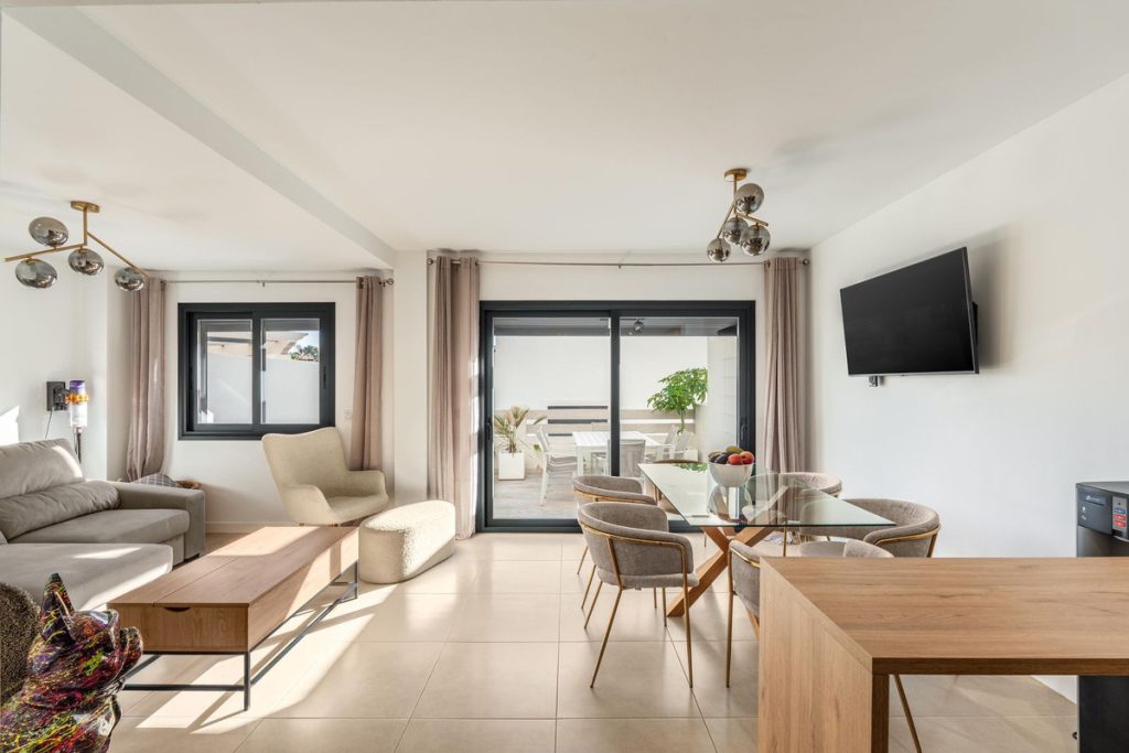 Town house in El Paraiso
