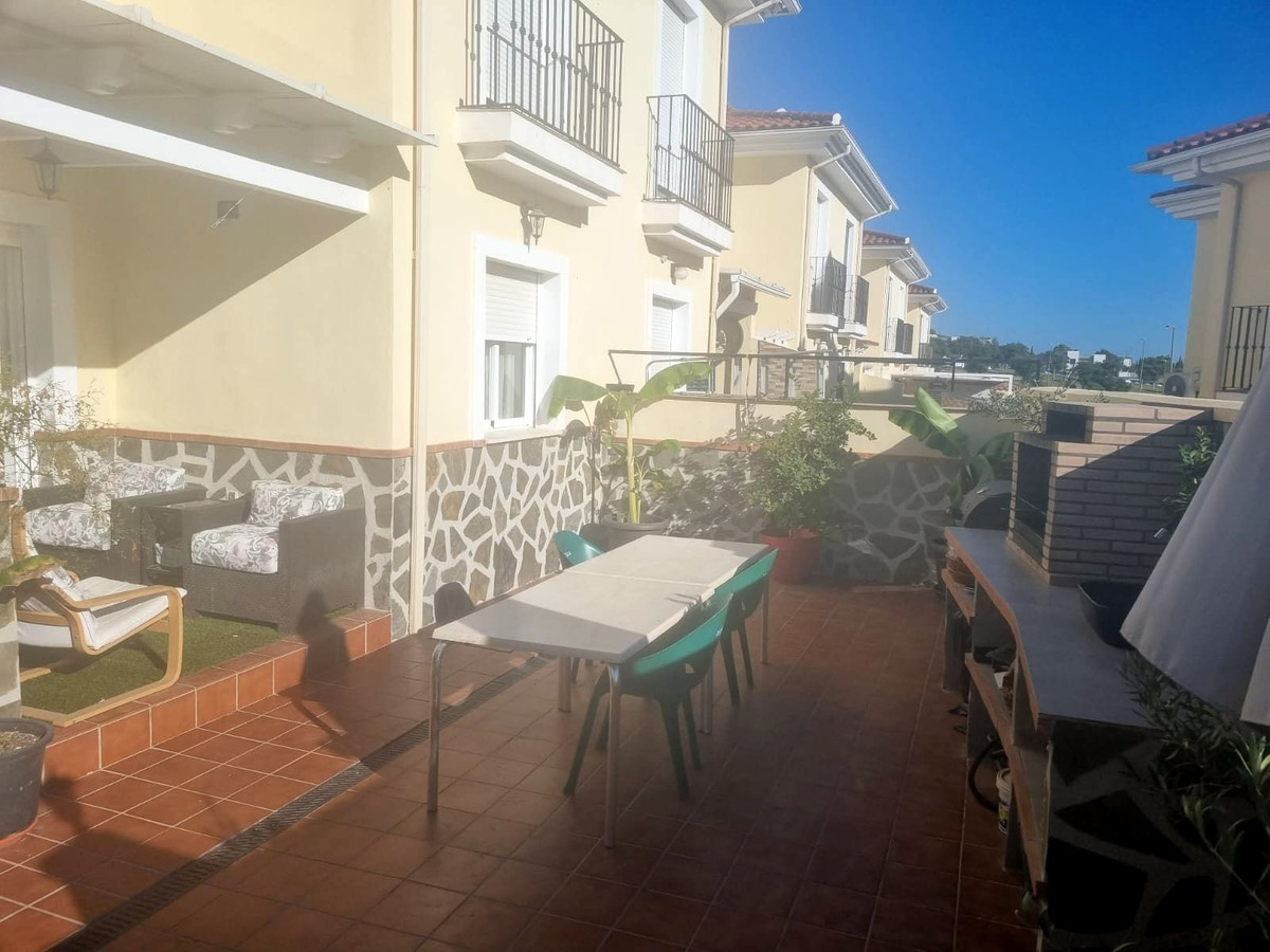 Villa in Campanillas