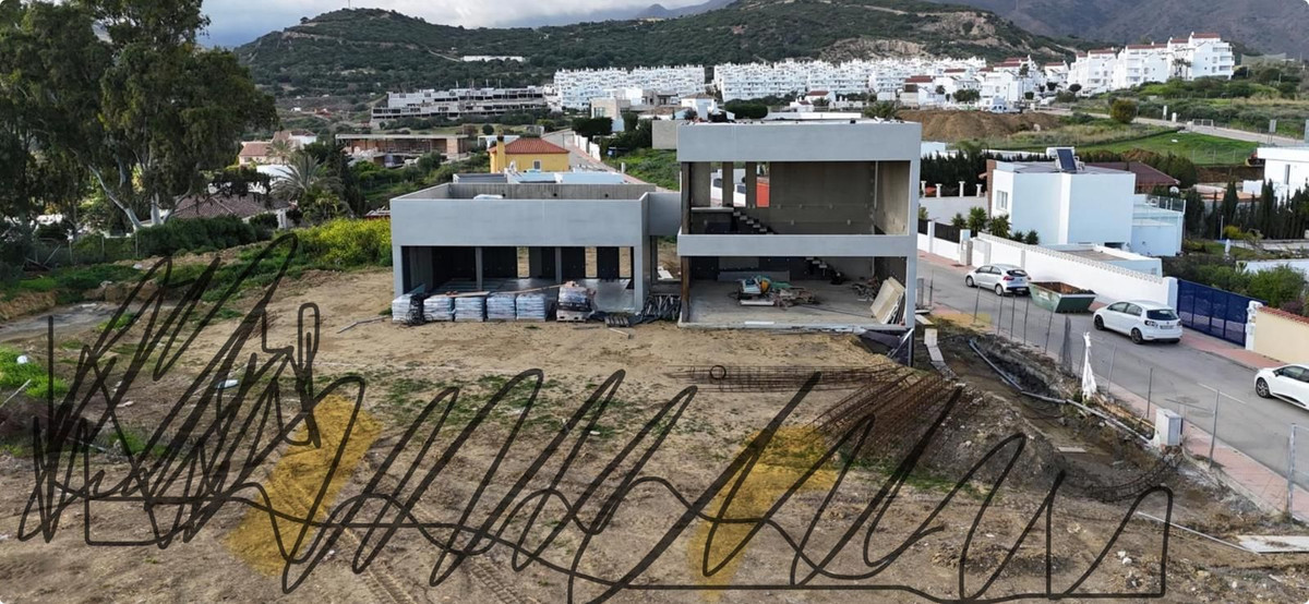 Grundstück in Estepona