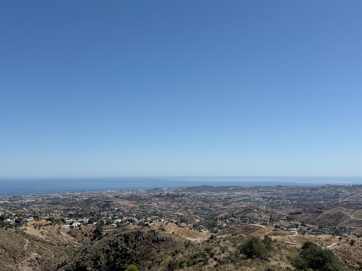 Grundstück in Mijas