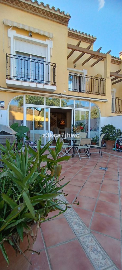 Town house in Estepona