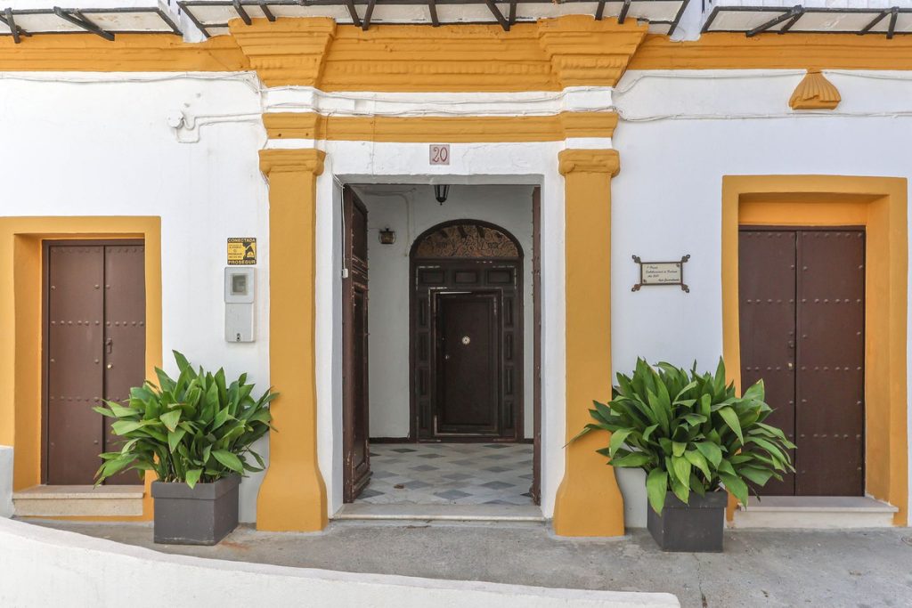 Town house in Casarabonela