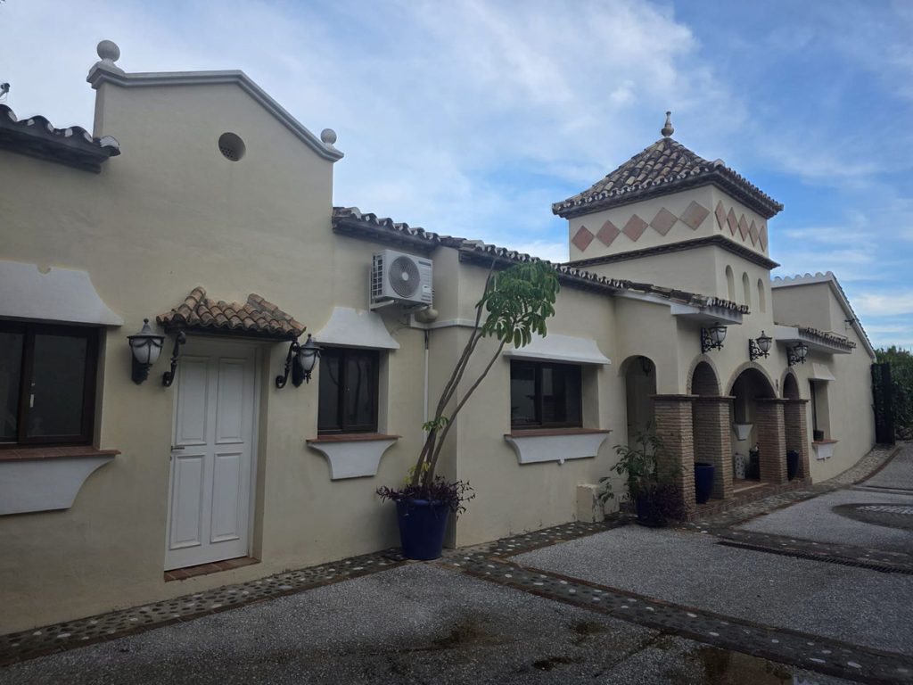 Villa in El Paraiso