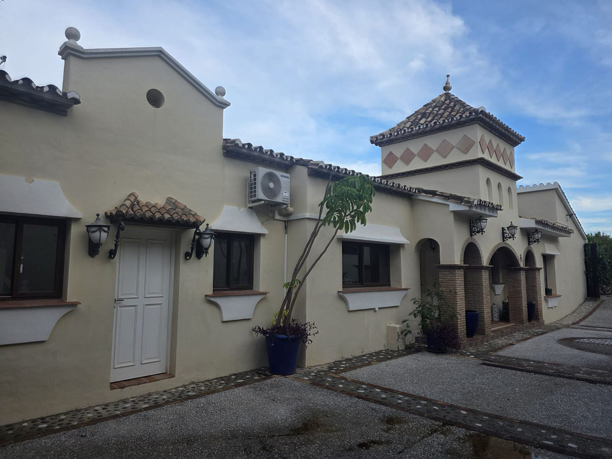 Villa in El Paraiso