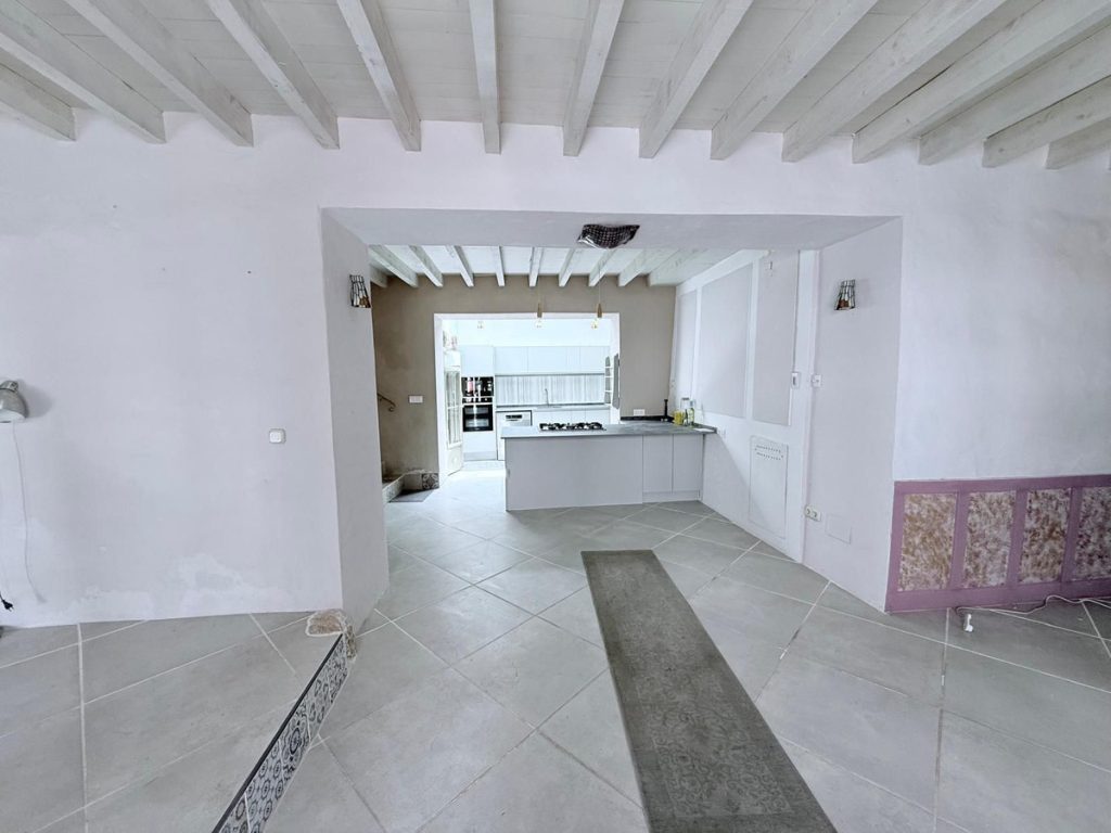 Town house in Monda