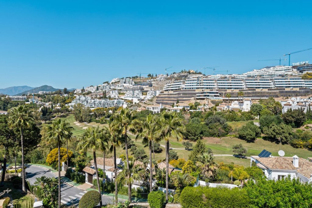 Apartment in Benahavís