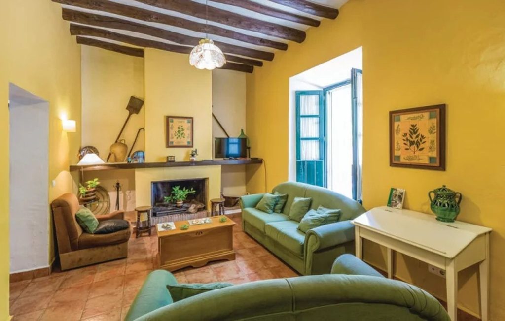 Country house in Cuevas del Becerro