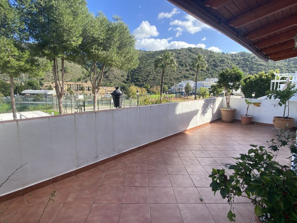 Apartment in Benahavís