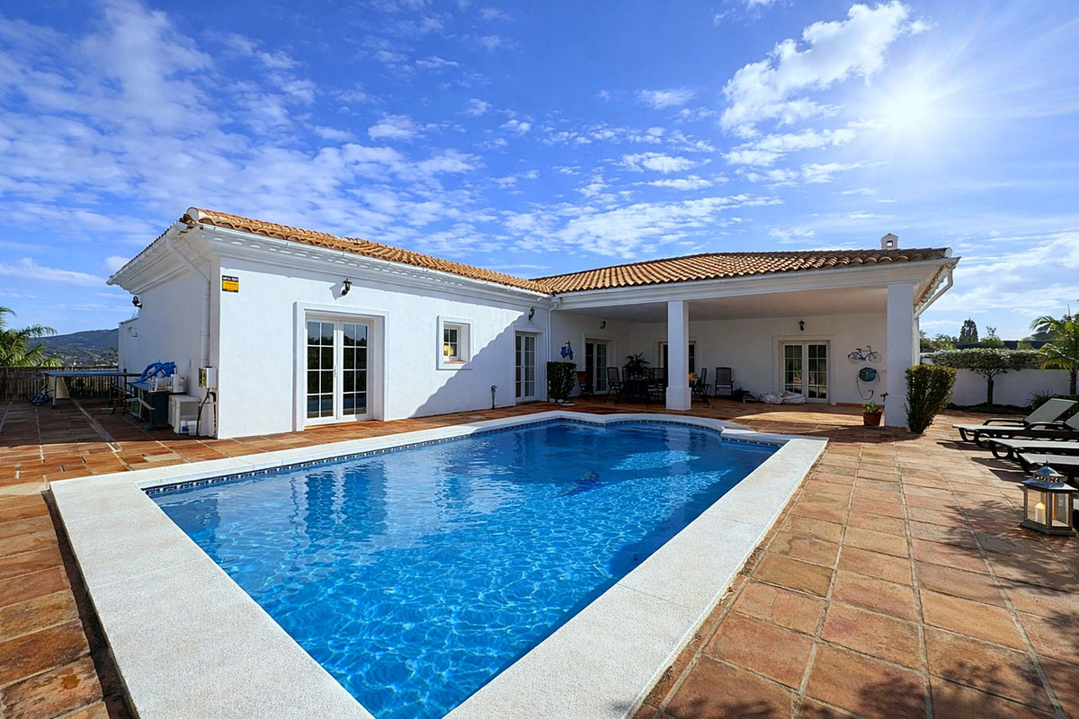 Villa in La Cala Golf